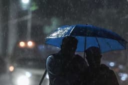IMD Rainfall Alert: यूपी में अगले 36 घंटों तक होगी बारिश, गिरेंगे ओले, मौसम विभाग ने जारी किया अलर्ट