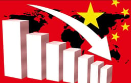 चीन की अर्थव्यवस्था को लगा झटका, इम्पोर्ट-एक्सपोर्ट में भारी गिरावट