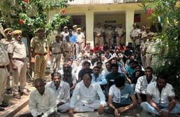 जिले भर में पुलिस की दबिश, 353 वांछित आरोपी गिरफ्तार