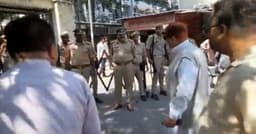 Rampur News : आजम खां ने फिर पुलिस पर कसा तंज-बोले आप लोग ही करवा रहे मर्डर फिर पुलिस ने दिया ये जवाब