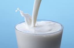 बच्चों के परिजन भी चखेंगे दूध का स्वाद