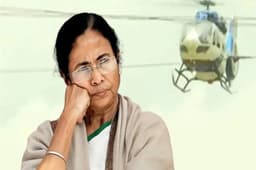 चॉपर की इमरजेंसी लैंडिंग के दौरान बंगाल CM ममता बनर्जी को लगी चोट, हॉस्पिटल में भर्ती