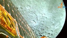 VIDEO : चंद्रयान-3 ने चंद्रमा की कक्षा में जाने के बाद लिया पहला शानदार वीडियो