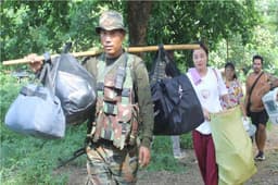 Manipur Violence: हिंसा के बाद म्यांमार भागे 212 लोगों की हुई वापसी, सीएम बीरेन सिंह ने सेना को कहा शुक्रिया