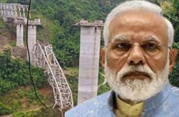Mizoram Bridge Accident : 104 मीटर की ऊंचाई से गिरा पुल, चारों तरफ मची चीख पुकार, पीएम मोदी ने किया मुआवजे का एलान
