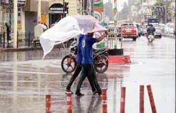 Monsoon Update: अगले दो दिनों तक होगी भारी से बहुत भारी बारिश, मौसम विभाग का नया अपडेट
