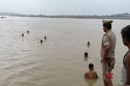Banda News: केन नदी में डूबे पांच बच्चे, चार के शव बरामद, एक की तलाश जारी…