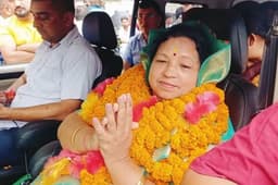 Bageshwar By- Election Result: उत्तराखंड की बागेश्वर सीट पर बीजेपी ने मारी बाजी, पार्वती देवी ने कांग्रेस के बंसत कुमार को हराया