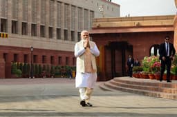 भारत के संसद में होने वाला है कुछ बड़ा! भाजपा ने सांसदों को मौजूद रहने के निर्देश