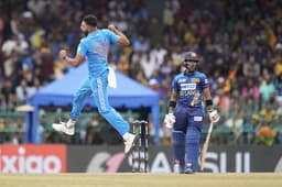 IND vs SL: मोहम्मद सिराज की कहर बरपती गेंदबाजी, मात्र 50 रन पर सिमटी श्रीलंका