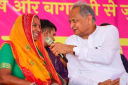 Rajasthan Politics : 'मिशन 2030' का आगे बढ़ रहा काफिला, जानें आज कहां-कहां संवाद करेंगे सीएम गहलोत?