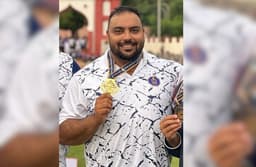 राजस्थान के नीरज ने हैमर फेंककर बनाया नया रेकॉर्ड, जीता स्वर्ण पदक
