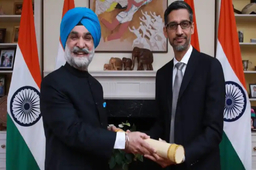 Google के CEO सुंदर पिचाई पद्म भूषण से हुए सम्मानित, कहा- 'भारत मेरा हिस्सा, जहां जाता हूं साथ होता है'