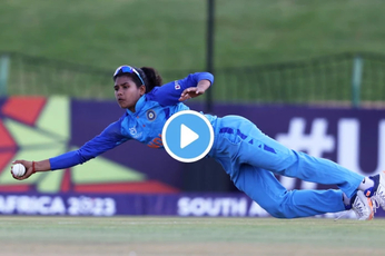 वाह क्या कैच है… वर्ल्ड कप फाइनल में अर्चना देवी ने 'सुपरमैन' बन लपका अविश्वसनीय कैच, देखें Video