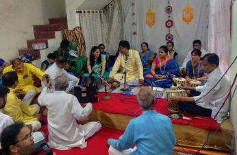 रायपुर में माता कौशल्या की गोद भराई पर गीत रामायण