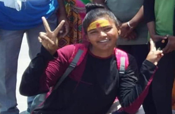गर्मी की छुटि्टयों में घूमने निकले परिवार की 15 वर्षीय बेटी वाराणसी रेलवे स्टेशन से गायब