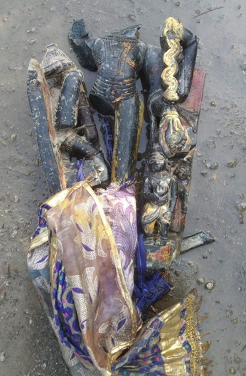 दौसा. समाजकंटकों ने चतुर्भुज भगवान की प्रतिमा को तोड़ा
