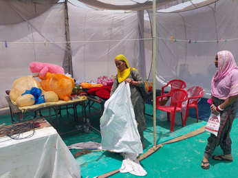 मेले में वाटरप्रूफ टैँट की बजाय लगाया तम्बू, बरसात से लाखों रुपए का नुकसान