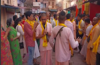 गंगश्यामजी मंदिर से हुआ देवदर्शन पद यात्रा का आगाज, देखें VIDEO