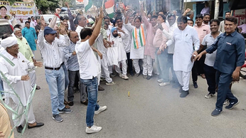 राहुल गांधी  की सदस्यता बहाली, कांग्रेस कार्यकर्ताओं ने मनाया जश्न