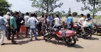 भरतपुर में चक्काजाम: जिला पंचायत, आरटीओ व रोजगार दफ्तर मांगा, आंदोलन का दिया अल्टीमेटम