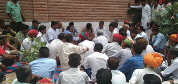 Discom: Government of Rajasthan: करंट से युवक की मौत, लोगों ने जताया आक्रोश, वार्ता के बाद सहमति