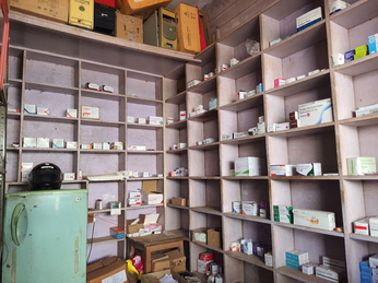 करौली जिले में केवीएसएस की दवा दुकानें इसलिए करोड़ों की उधारी में दबीं