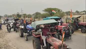 फुलेरा के किसानों ने निकाली ट्रैक्टर रैली
