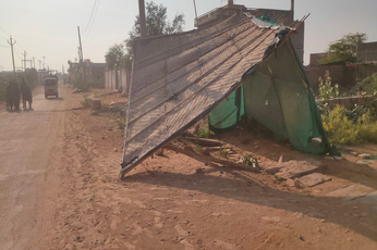 Watch Video: राजस्थान के इस जिले में तूफानी हवा की मार से जन-जीवन आहत