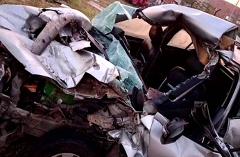 कोटा जिले में भीषण सड़क हादसा : मेटाडोर में घुसी कार, कार में सवार दो की मौत, तीन घायल