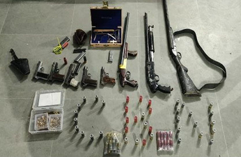 नारकोटिक्स टीम पर फायरिंग, 50 लाख का डोडा चूरा, अवैध हथियारों व कारतूस बरामद