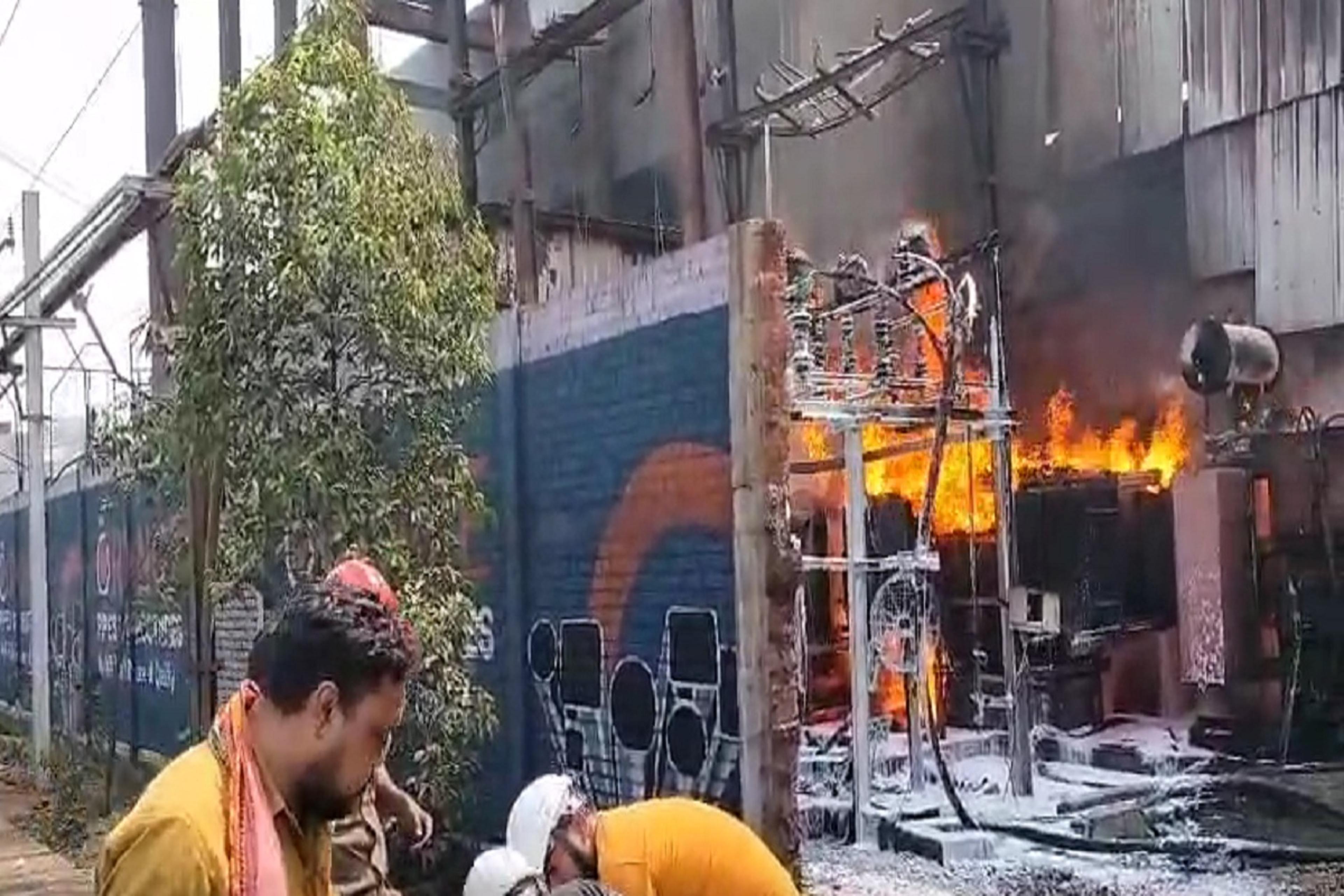 Raipur Fire Accident: स्टील फैक्ट्री में लगी भीषण आग, सात ट्रांसफॉर्मर जलकर खाक