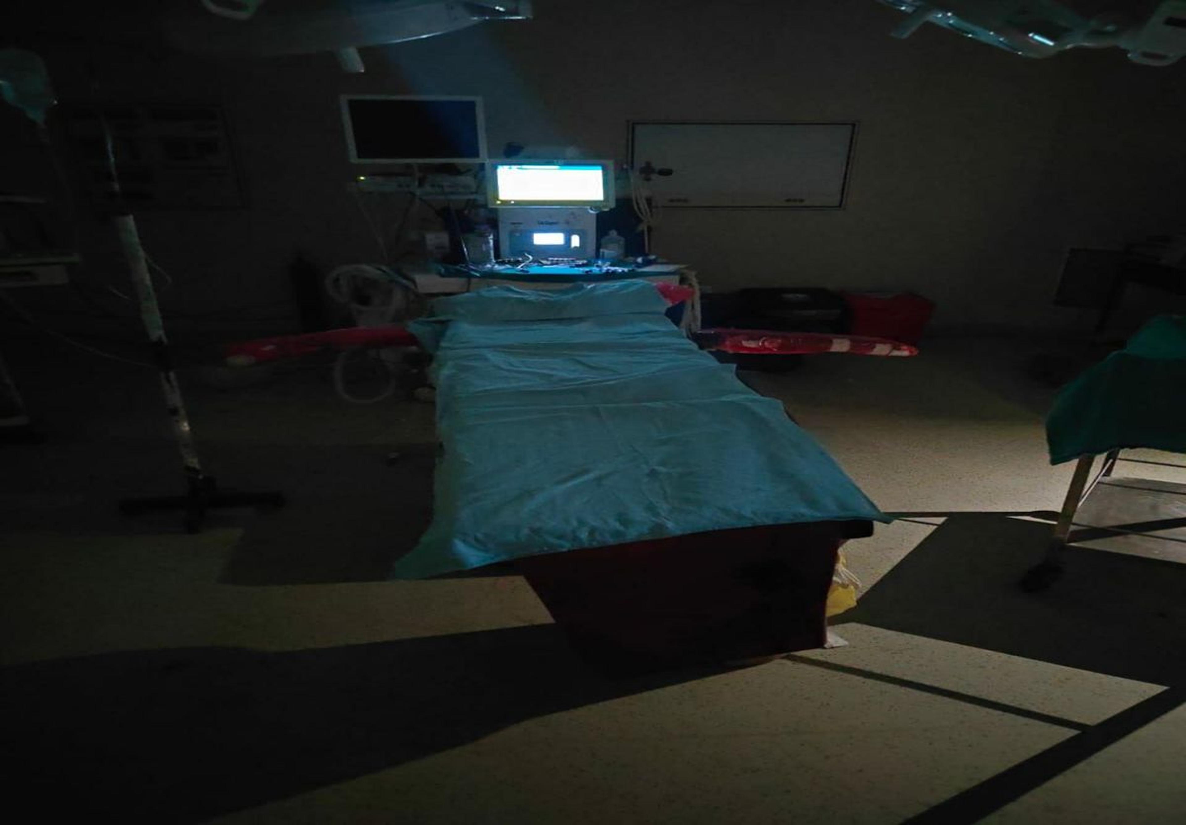 लचर व्यवस्था: मेडिकल कॉलेज में तीन घंटे बंद रही लाइट, ऑपरेशन के लिए इंतजार करते
रहे डॉक्टर