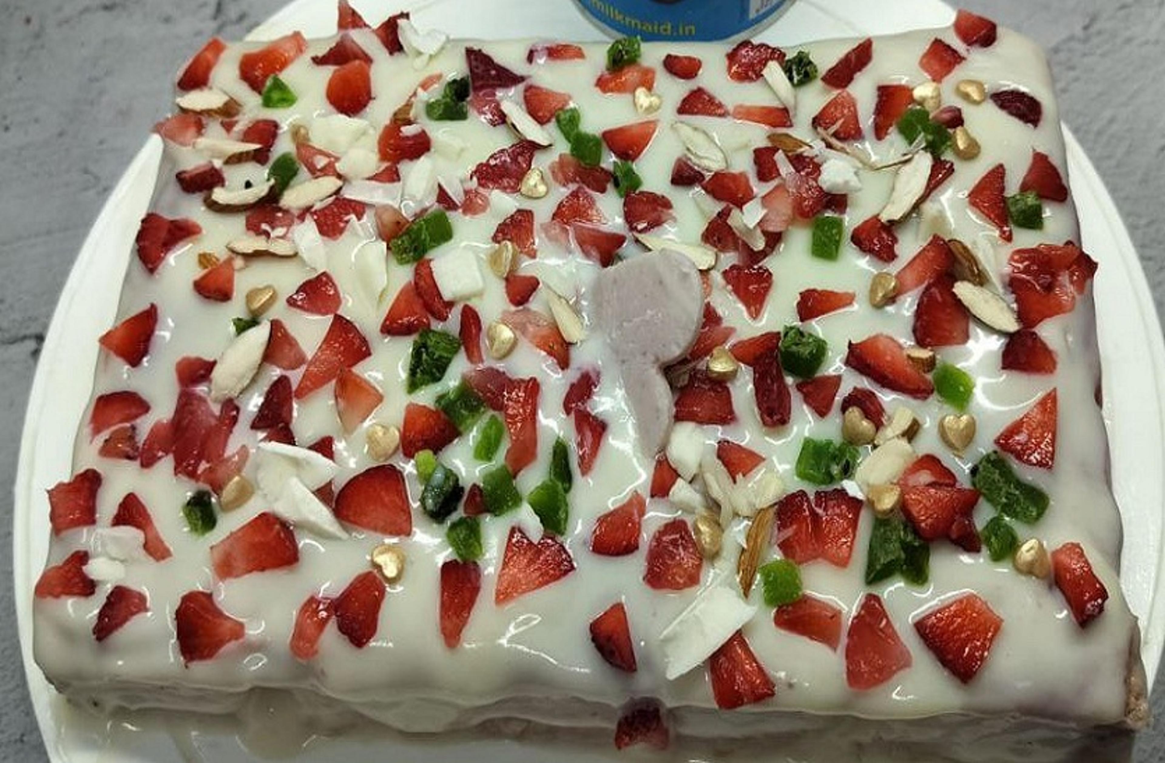 Recipe - टी टाइम स्ट्रॉबेरी केक