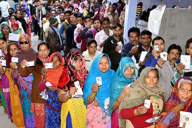UP Lok Sabha Phase 1 Election Live: उत्तर प्रदेश में 36.96% वोटिंग पूरी, सबसे
ज्यादा सहारनपुर में मतदान