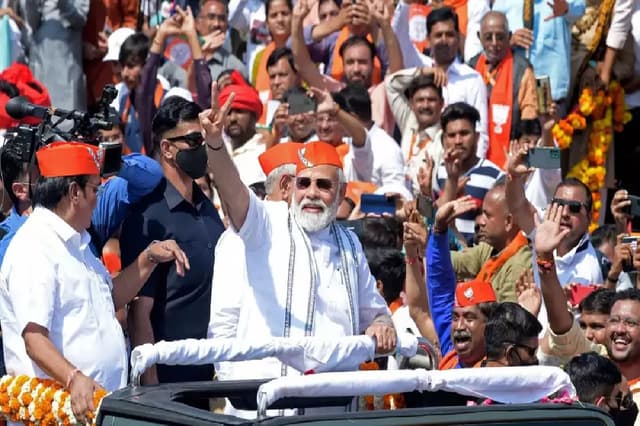 गुजरात में ब्रांड मोदी ने कैसे किया कमाल,  PM की 31 रैलियों ने BJP को दिलाई रिकॉर्ड जीत