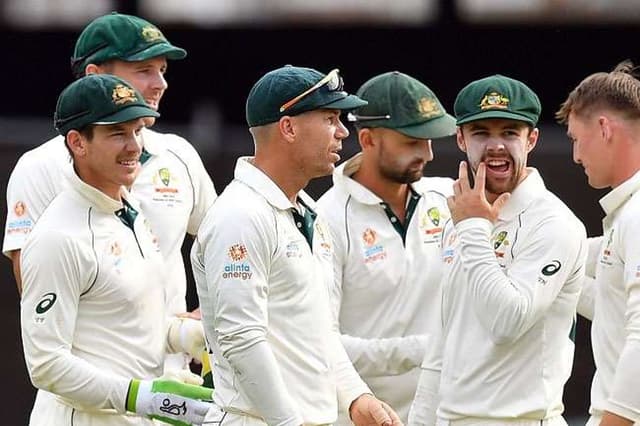 भारत के खिलाफ सीरीज से ठीक पहले ऑस्ट्रेलियाई टीम के कप्तान एरोन फिंच ने किया संन्यास का ऐलान