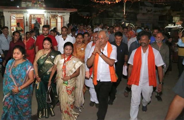 रायपुर दक्षिण विधानसभा सीट से बीजेपी विधायक बृजमोहन ने शुरू किया जनसंपर्क