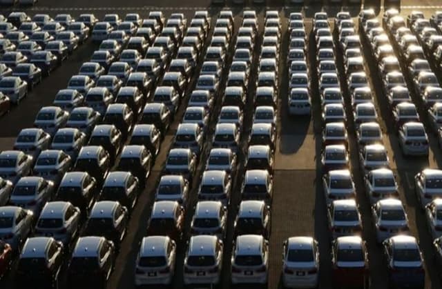 जापान को पीछे छोड़ ड्रैगन बना दुनिया का सबसे बड़ा कार निर्यातक