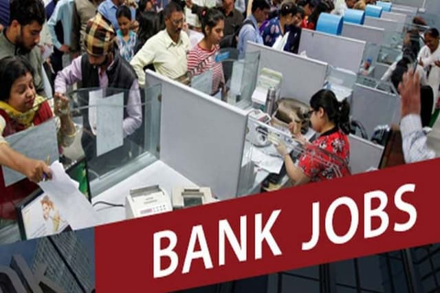 Bank Jobs 2023: बैंक जॉब्स के लिए अभी करें अप्लाई, यहां 1036 पदों पर निकली भर्ती