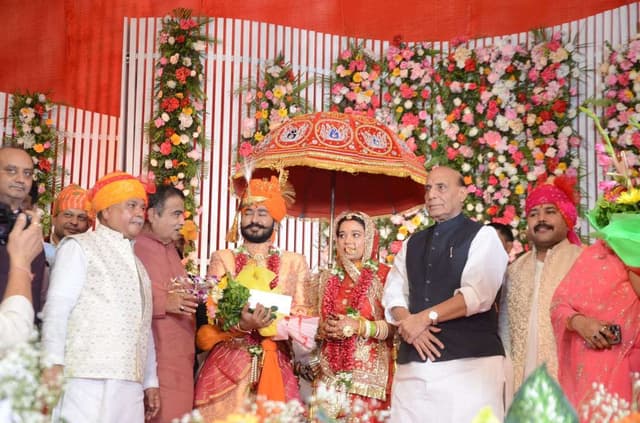 केन्द्रीय मंत्री नरेन्द्र सिंह तोमर की बेटी की शादी