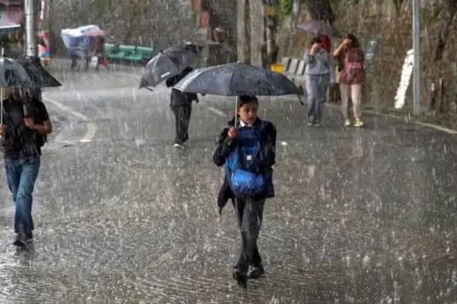 Monsoon 2023 Latest Update : 24 से 48 घंटे में आ रहा मानसून, होगी मूसलाधार बारिश Alert जारी