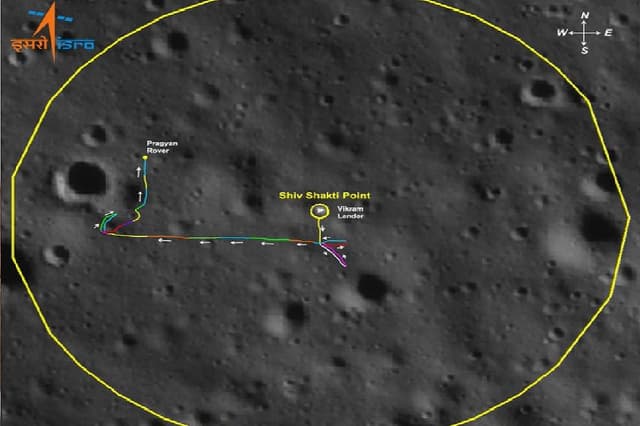 Chandrayaan-3: चांद पर प्रज्ञान की सेंचुरी, हर कदम पर विक्रम की नजर, रोवर को लेकर ISRO का लेटेस्ट अपडेट जानिए
