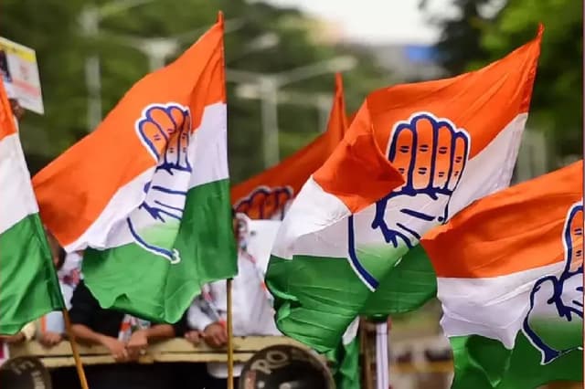 Congress First List: आरपार की लड़ाई में दिग्गजों को चुनाव मैदान में उतारने की तैयारी, प्रियंका गांधी से लेकर अशोक गहलोत तक बन सकते हैं उम्मीदवार