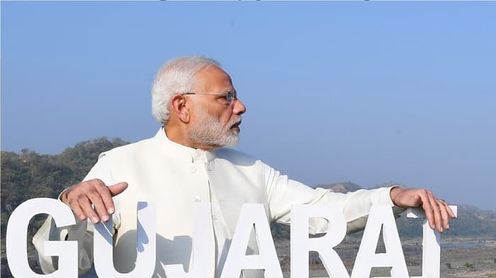 amid the farmers movement PM Modi visit will inaugurate projects worth Rs  60,000 crore in Gujarat will lay the foundation stone | किसान आंदोलन के बीच  आज PM मोदी गुजरात को देंगे
