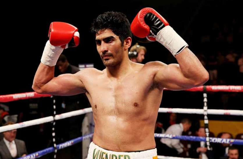Vijender Singh विजेंदर सिंह की लगातार 11वीं जीत, अमरीका के माइकल स्नाइडर को नॉक आउट मैच में हराया