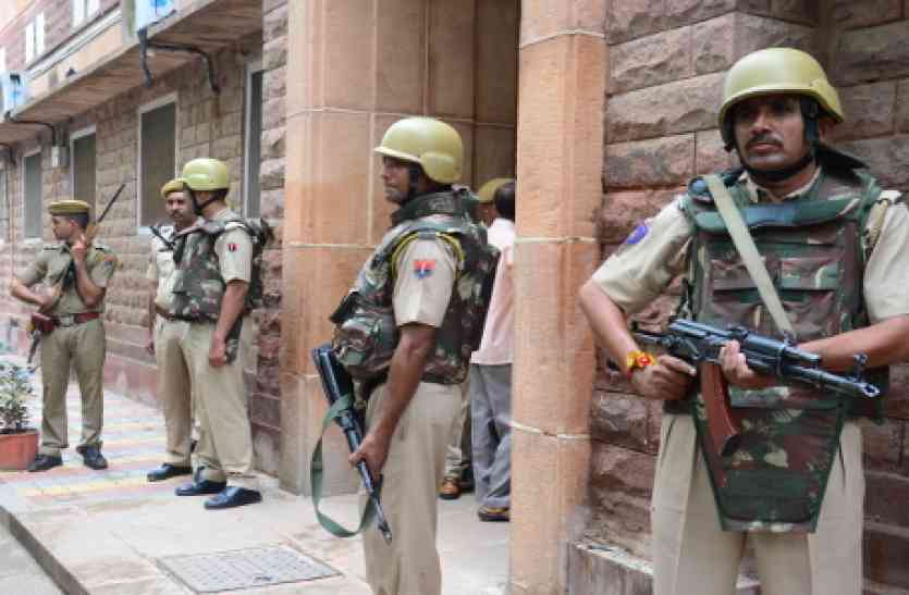 alert on all railway station जोधपुर संभाग के सभी रेलवे स्टेशनों पर अलर्ट, हथियारबंद जवान कर रहे चौकसी