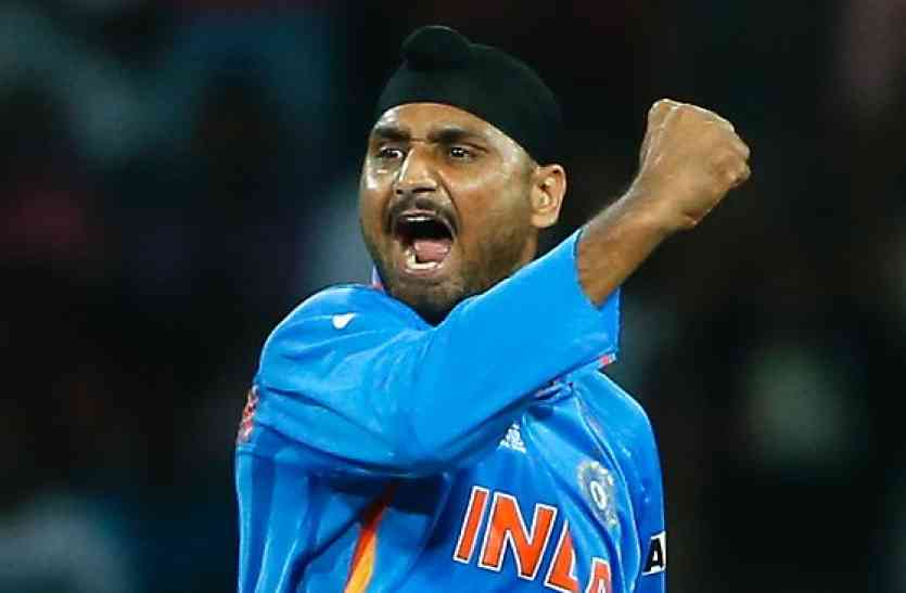 Harbhajan Singh Tweet On Independence Day - टर्बनेटर हरभजन सिंह ने ट्वीट कर दिखावे की देशभक्ति पर कसा तंज | Patrika News