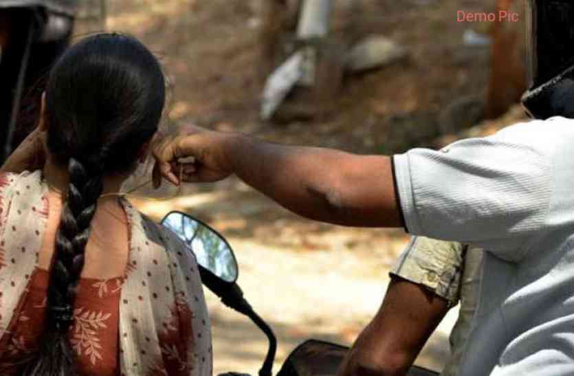 chain snatching jaipur जयपुर: बेख़ौफ़ चेन स्नैचर्स का निशाना बनी पुलिस अफसर की पत्नी, गले-सिर पर गंभीर चोट आने से अस्पताल में भर्ती