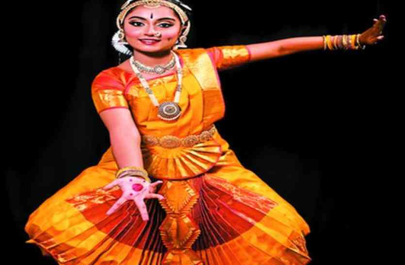 mansi dubey 14 साल की मानसी दुबे ने एकसाथ प्रेजेंट की 8 तरह की डांस फॉर्म